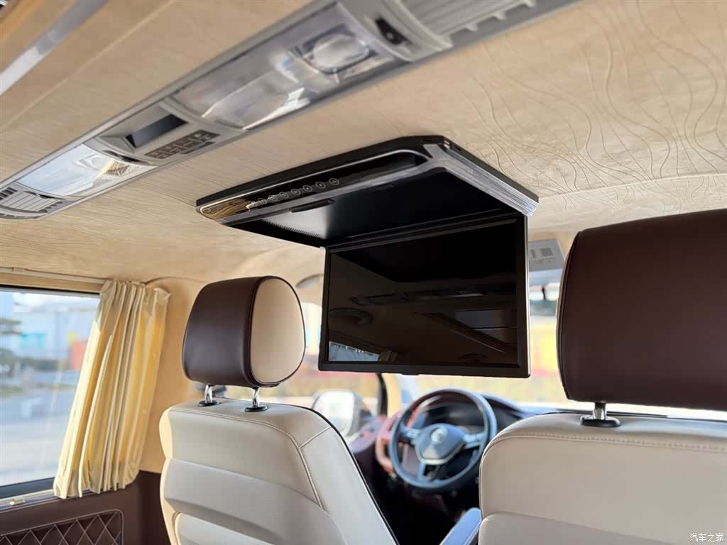 Volkswagen 7, 2019 36