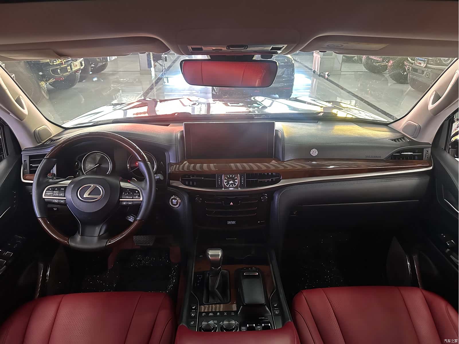 Lexus LX, 2018 все фото