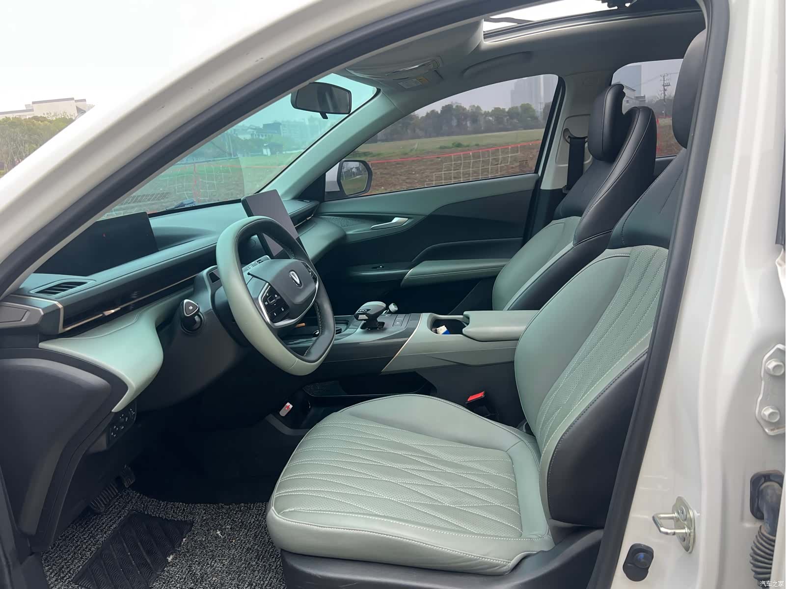 Changan NE, 2023 13
