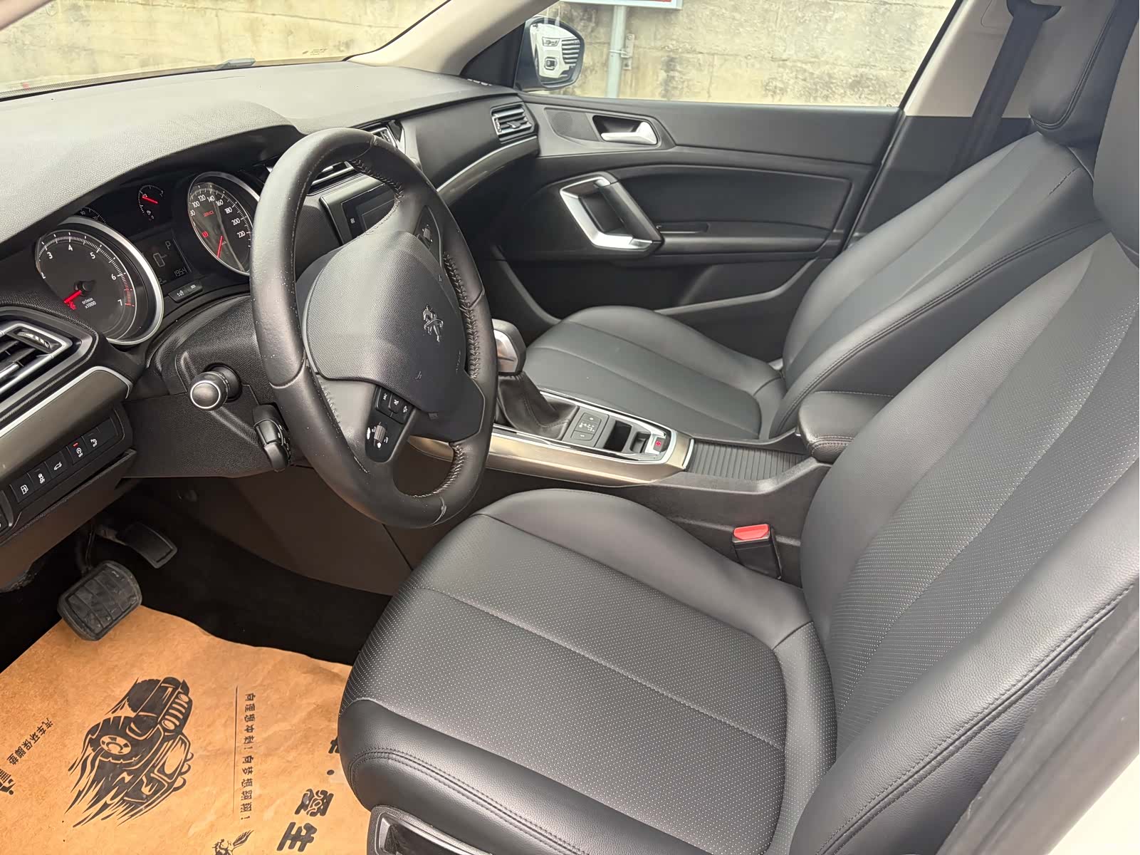 Peugeot 408, 2017 7