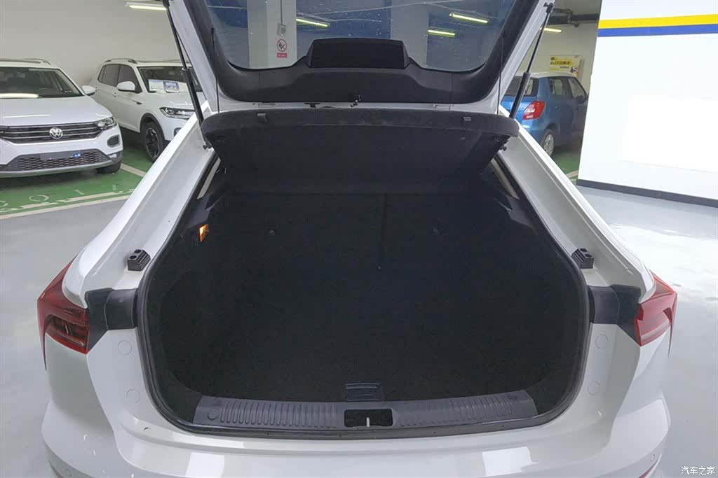 Bestune B70, 2022 4