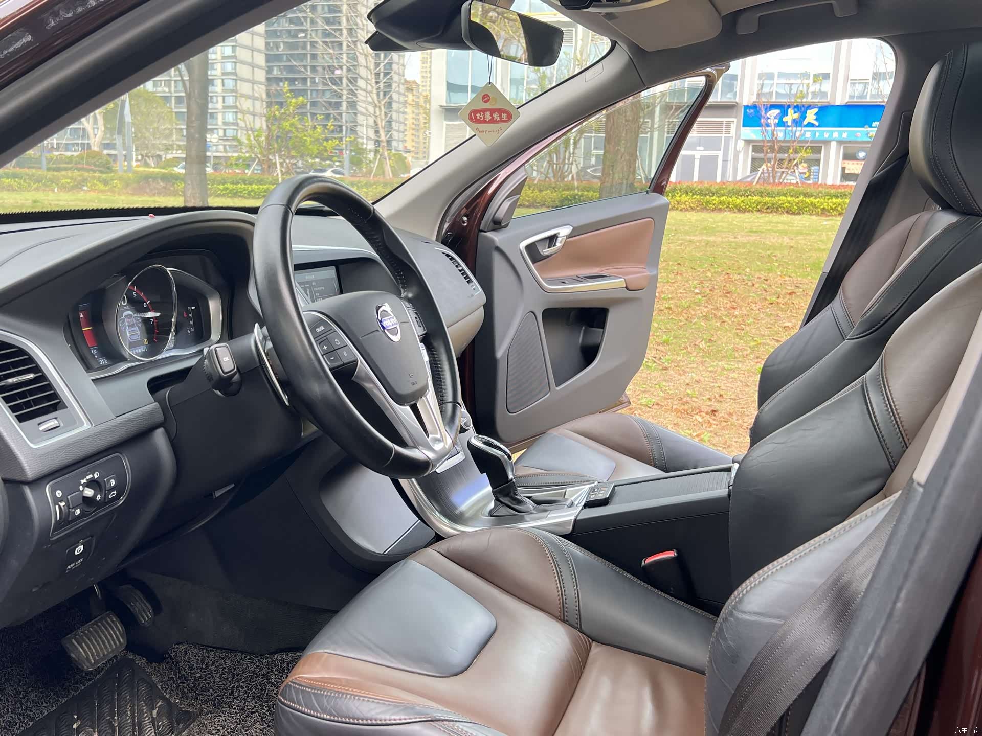 Volvo XC60, 2014 9