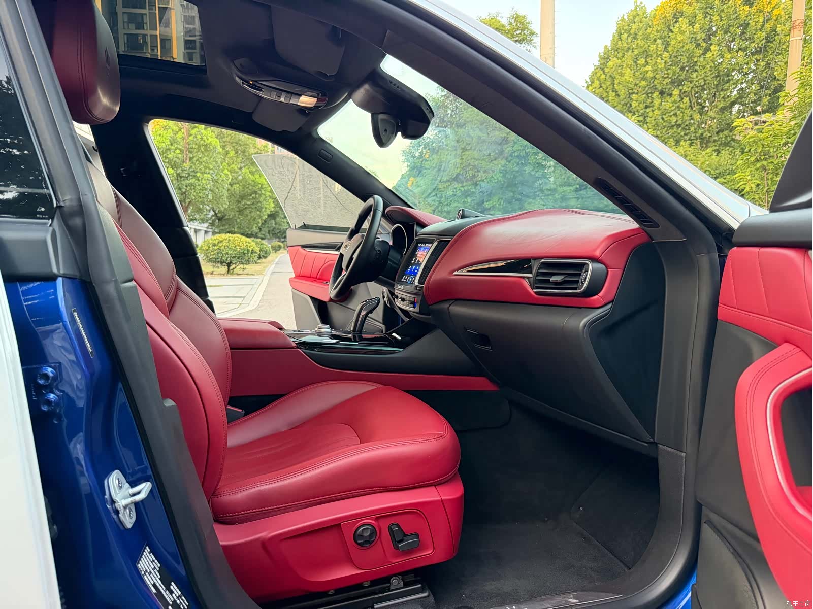 Maserati Levante, 2020 13