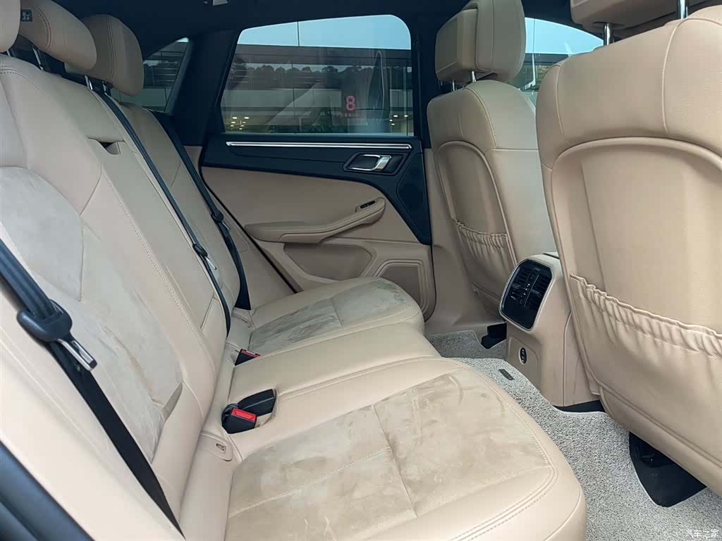 Porsche Macan, 2021 25