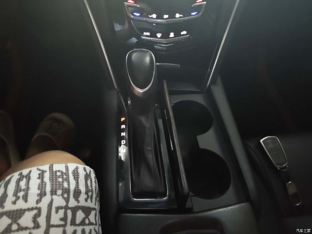 Cadillac XTS, 2019 14