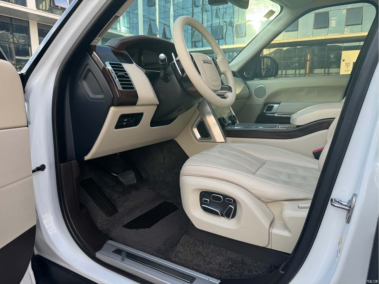 Land Rover Range Rover, 2015 9