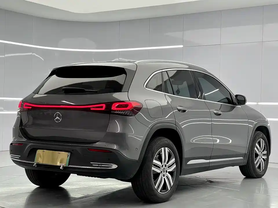 Mercedes-Benz EQA Mercedes-Benz EQA