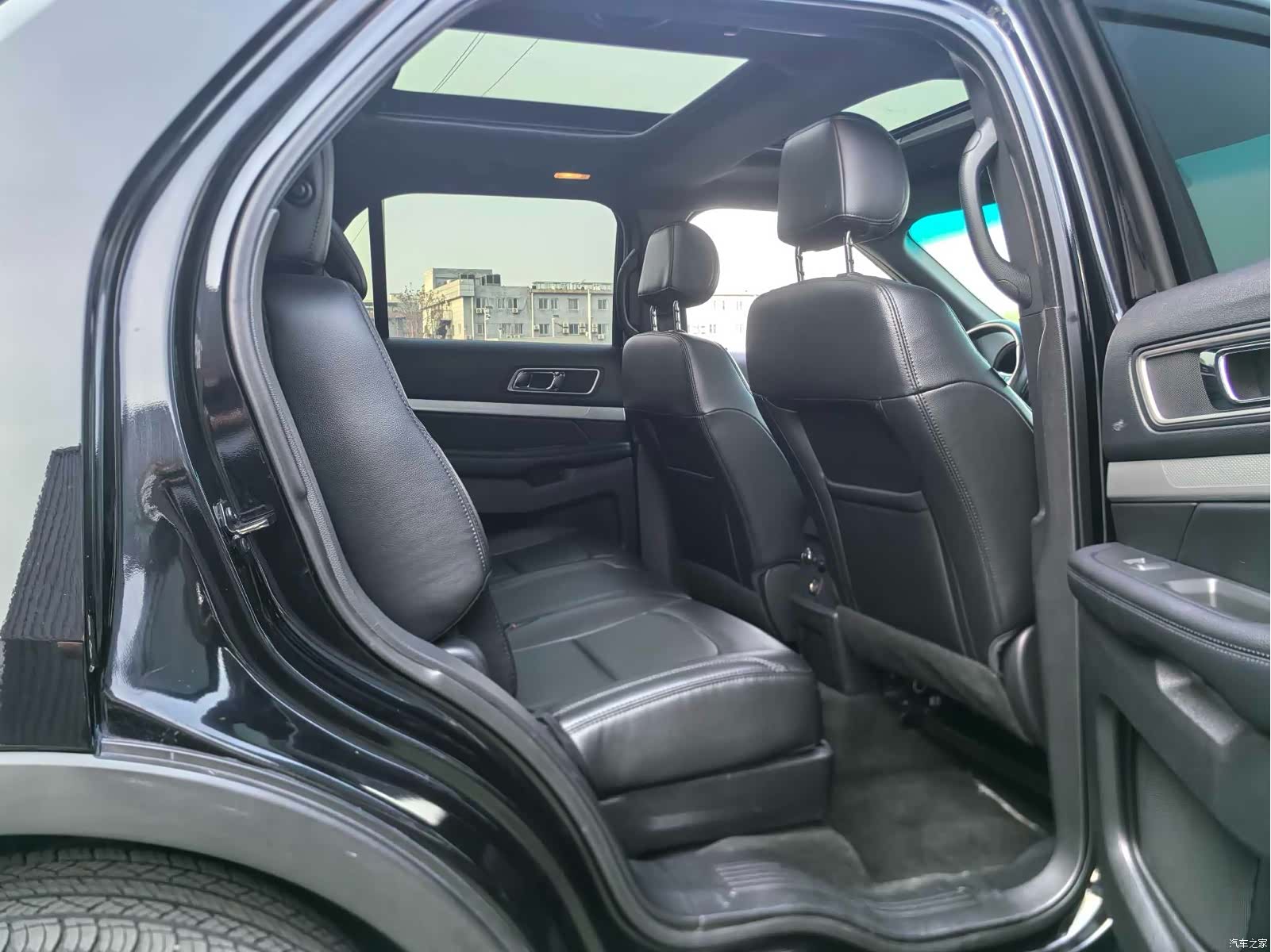 Ford Explorer, 2016 14