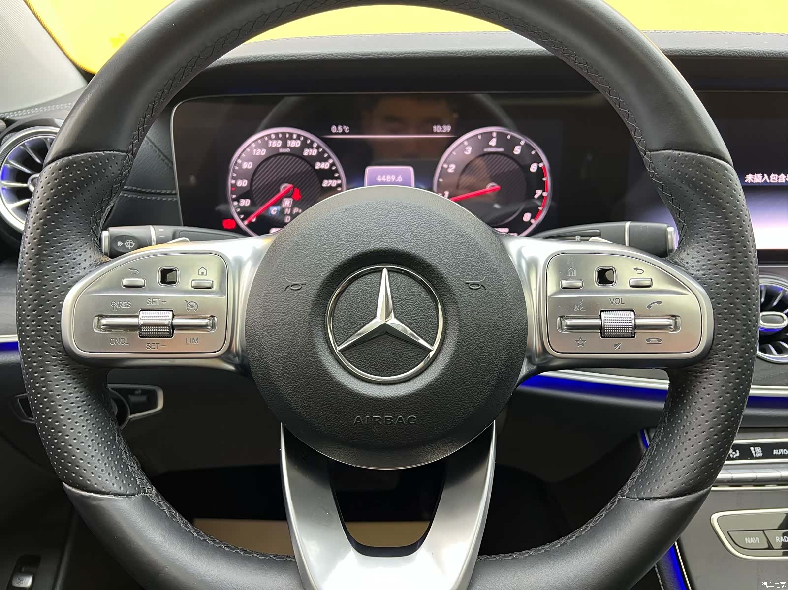 Mercedes-Benz E-Class, 2019 12