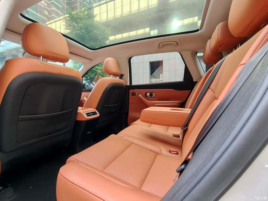 Leapmotor C10, 2024 11