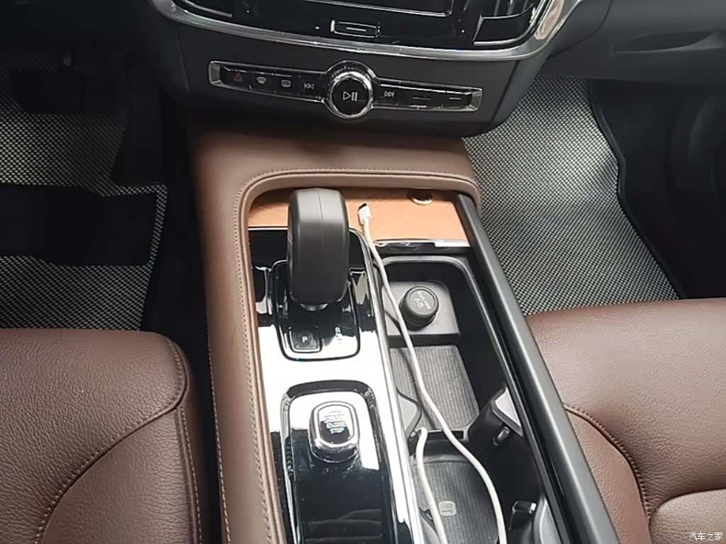 Volvo S90, 2025 14
