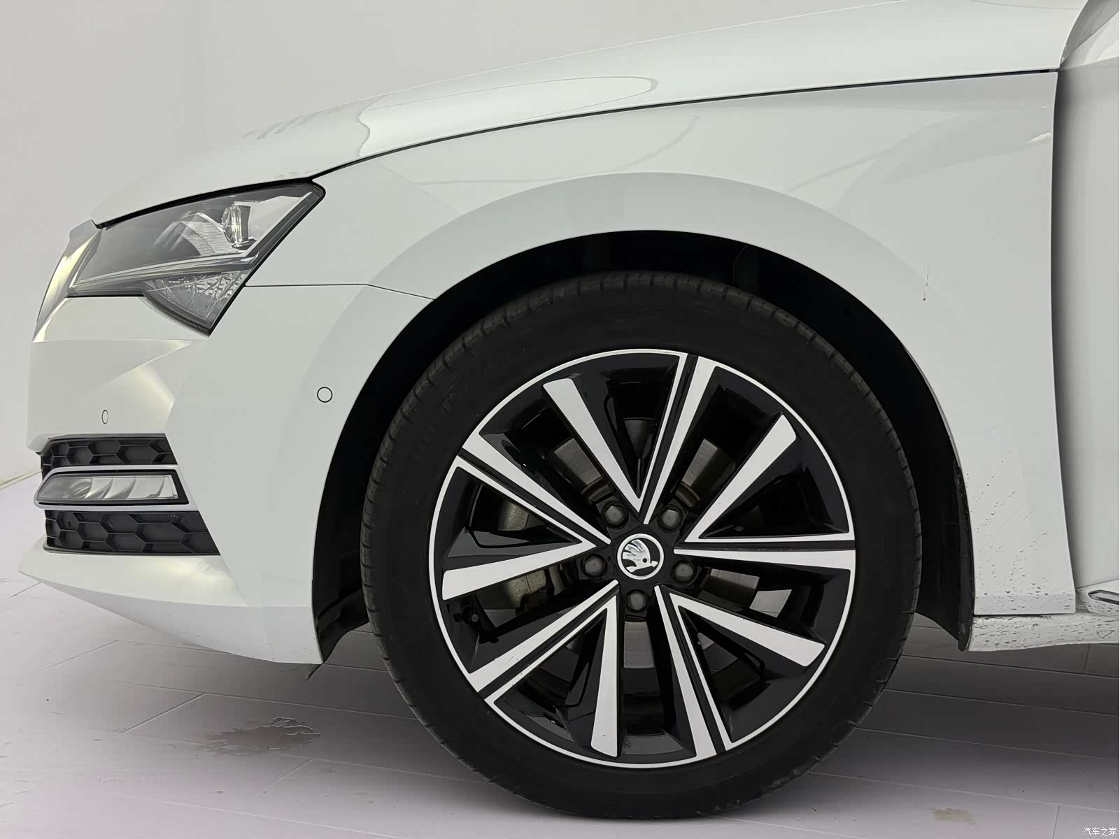 Skoda Superb, 2023 20