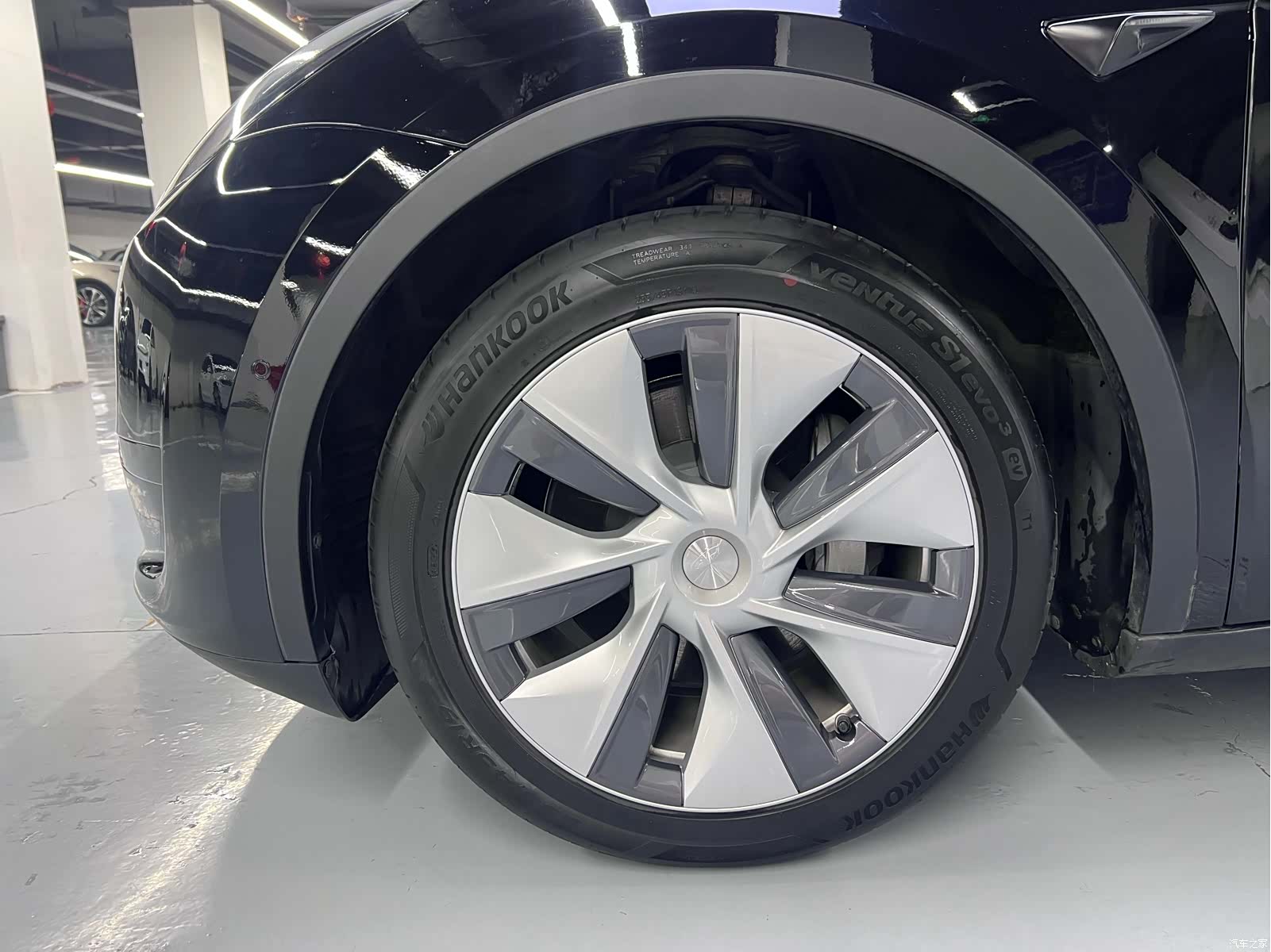 Tesla Model Y, 2022 10