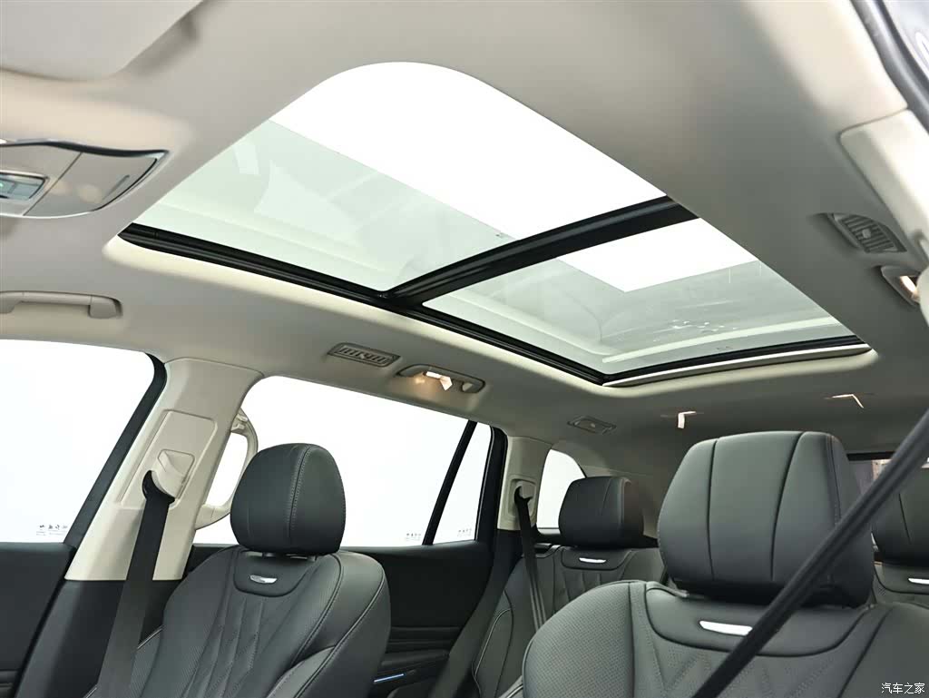 Hongqi HS7, 2024 12