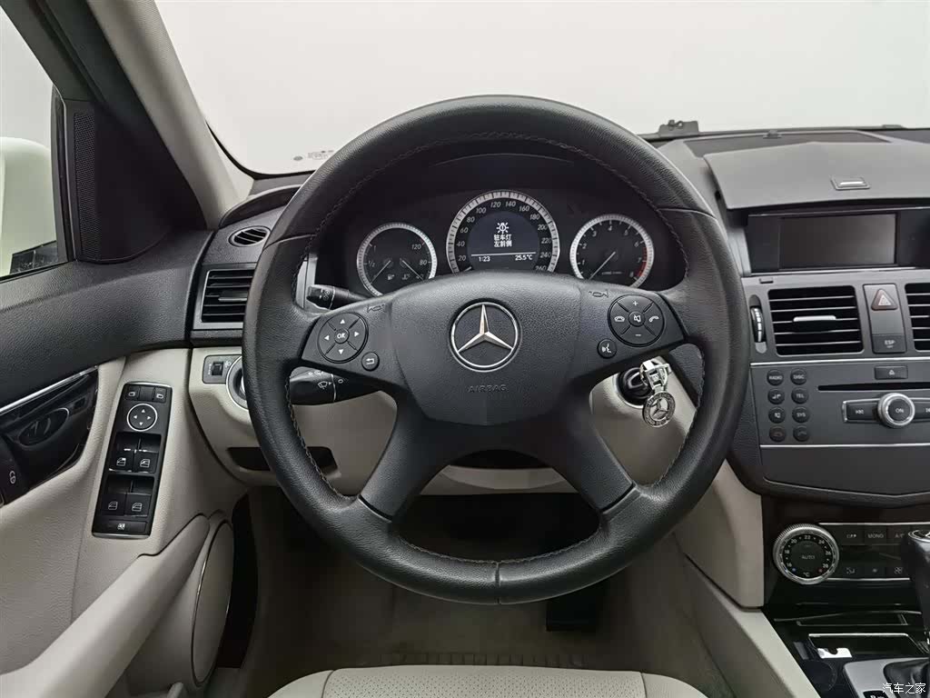Mercedes-Benz C-Class, 2010 11