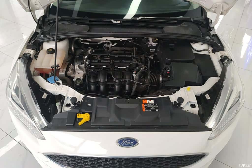 Ford Focus, 2018 10