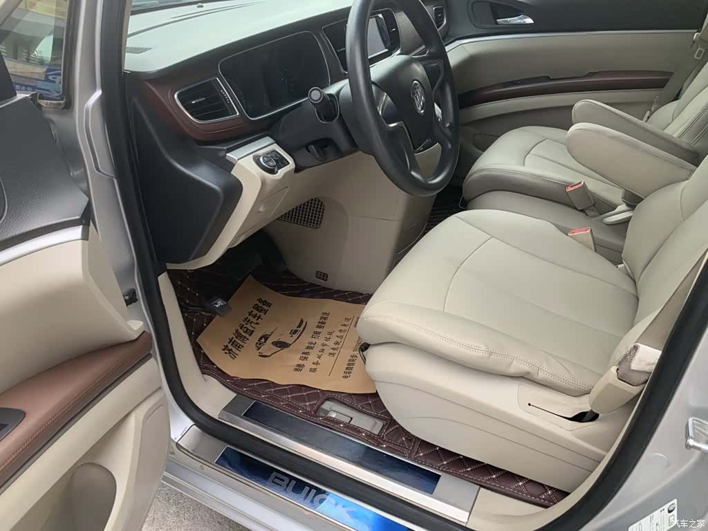Buick GL8, 2016 7