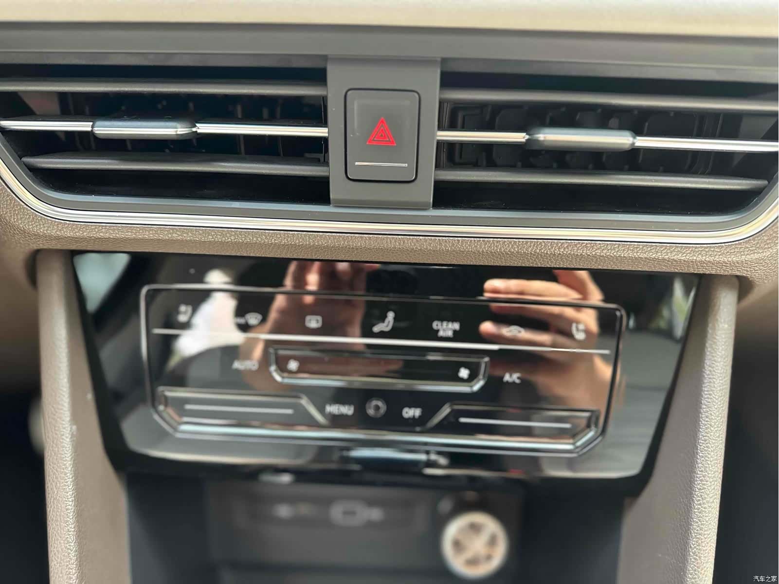 Volkswagen Tiguan L, 2021 10