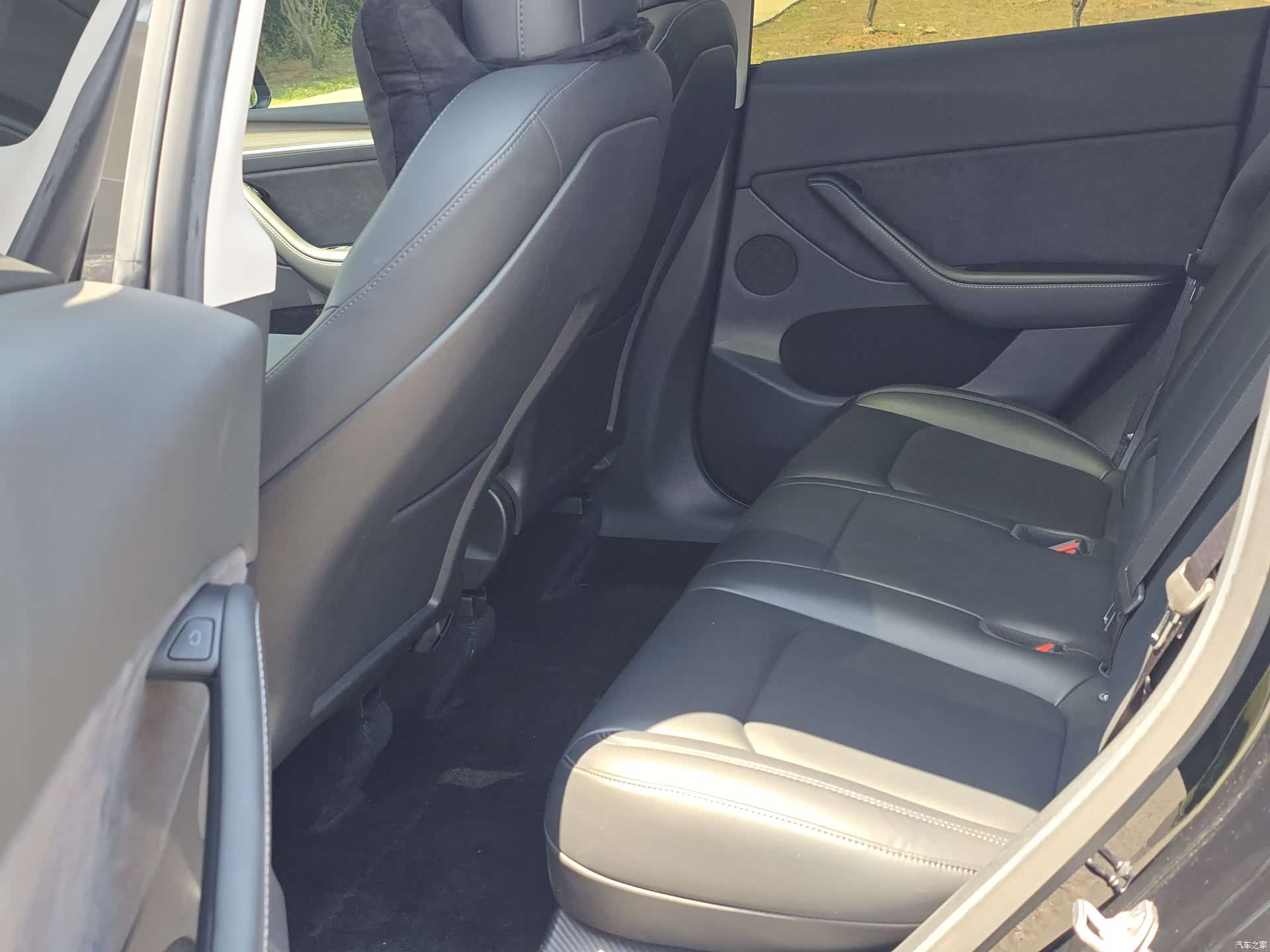 Tesla Model Y, 2022 9