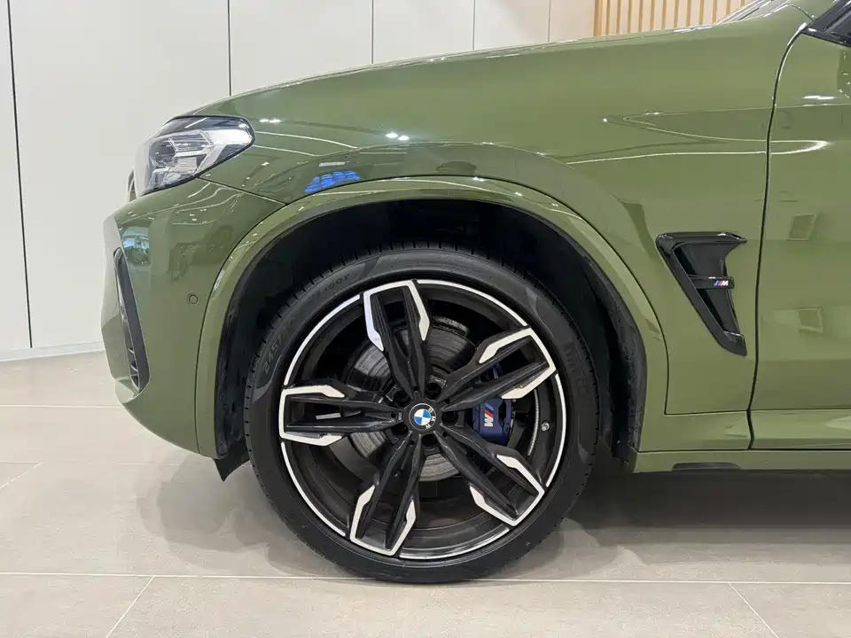 BMW X4 M40i