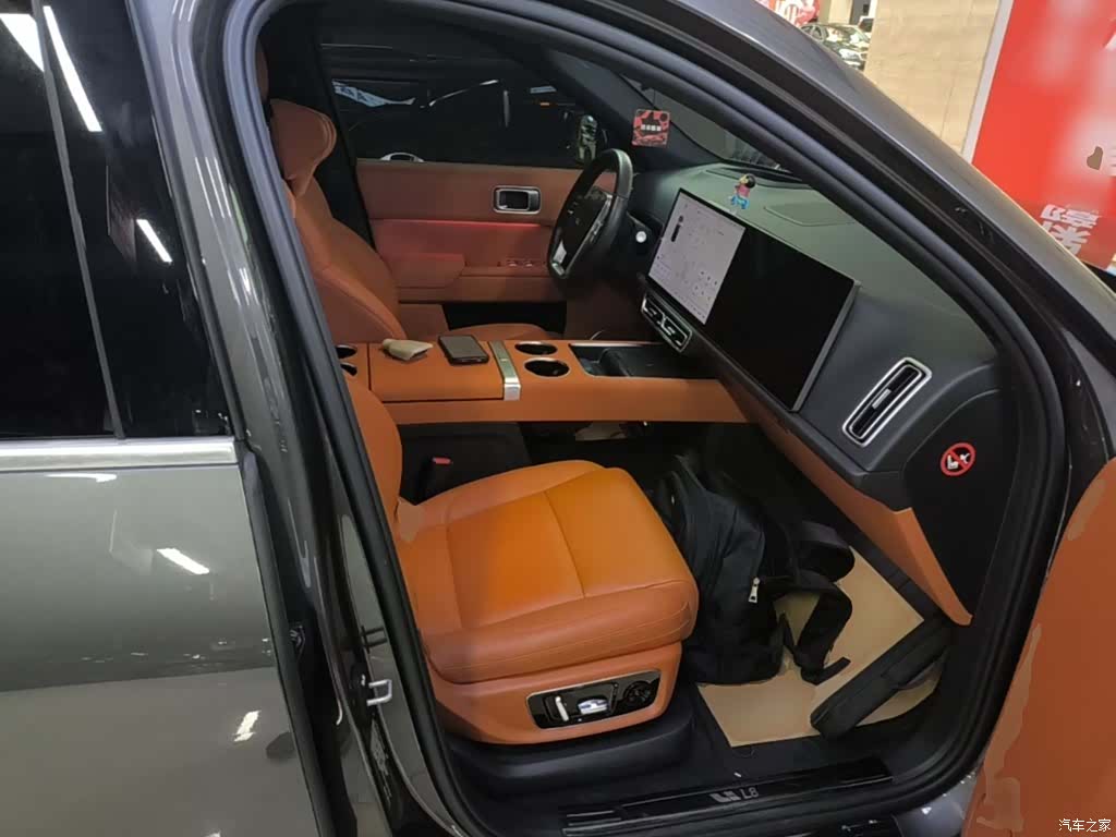 Li Auto L8, 2023 25