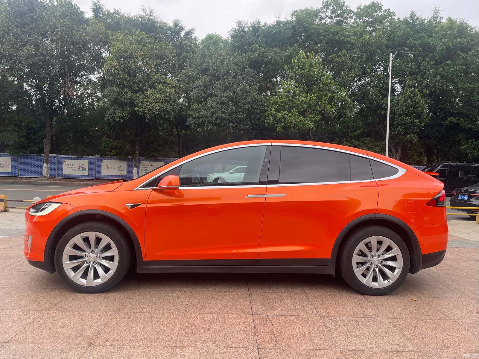 Tesla Model X, 2019 6