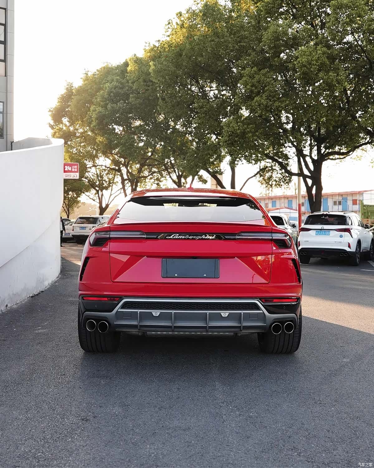 Lamborghini Urus, 2020 6