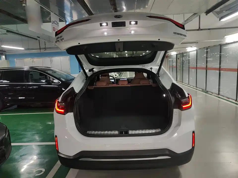 NIO EC6