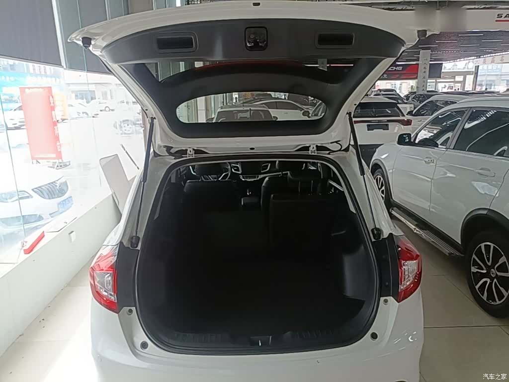 Honda Jade, 2016 19