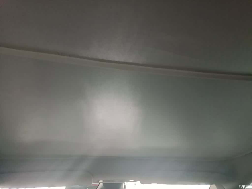 Tesla Model Y, 2023 14