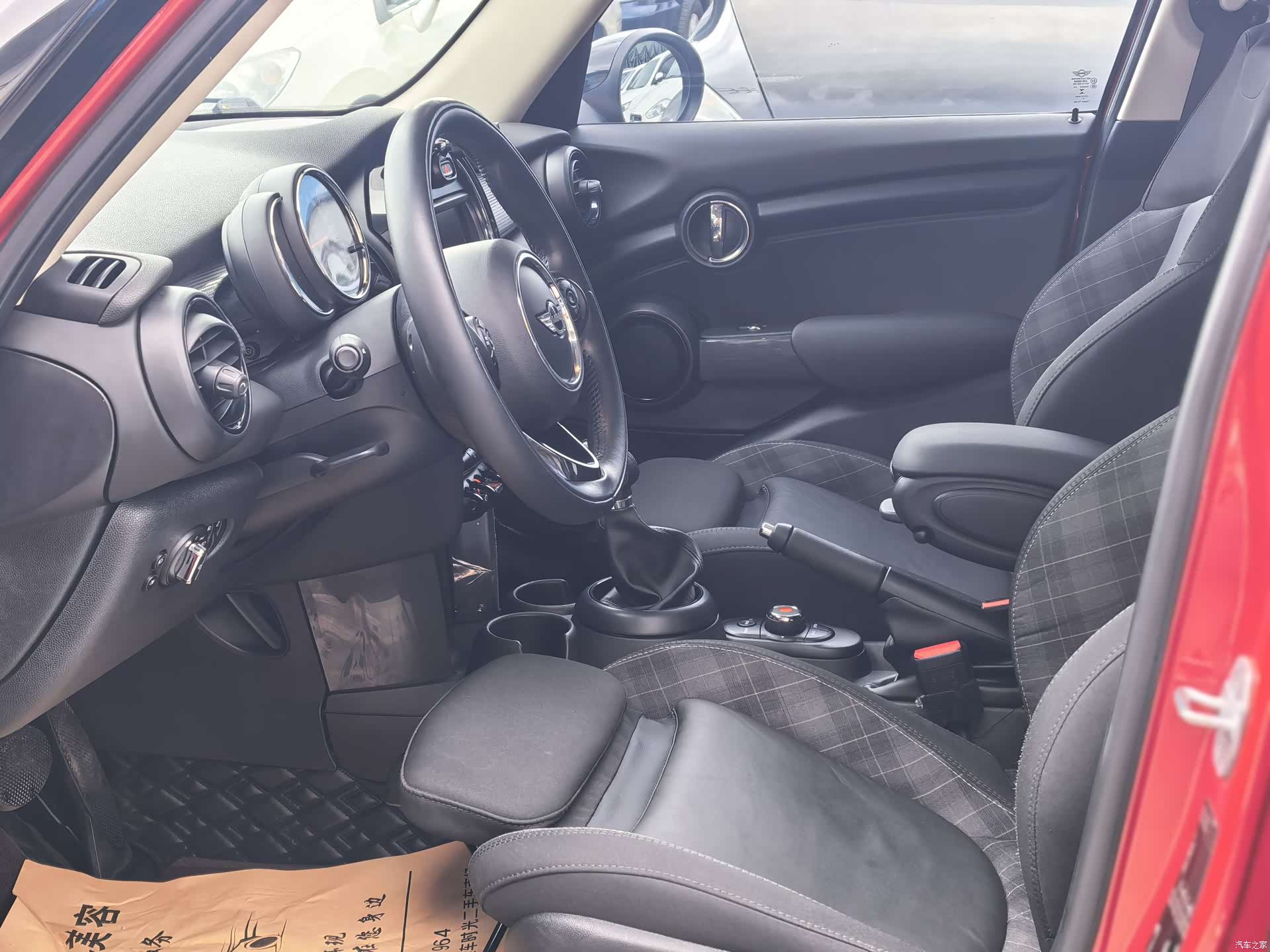 Mini Cooper, 2018 все фото