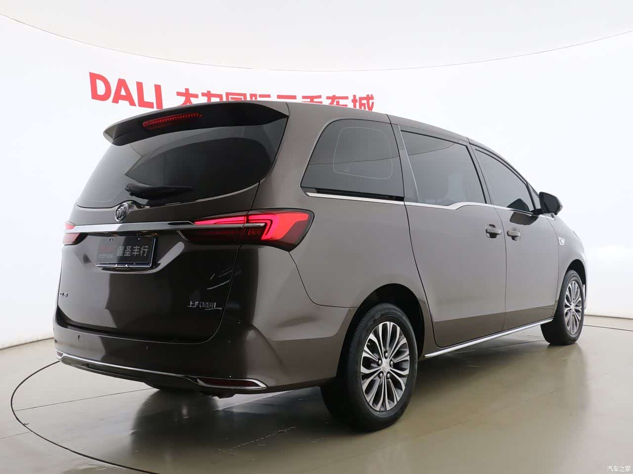 Buick GL8, 2023 все фото
