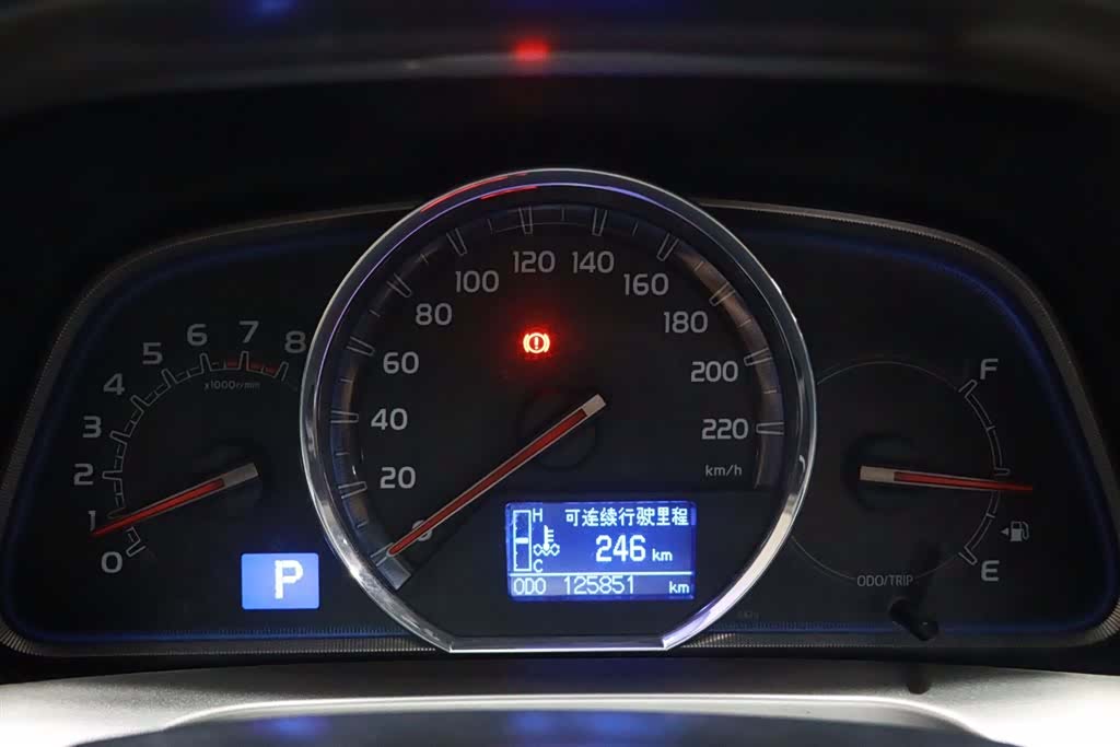 Toyota RAV4, 2015 8