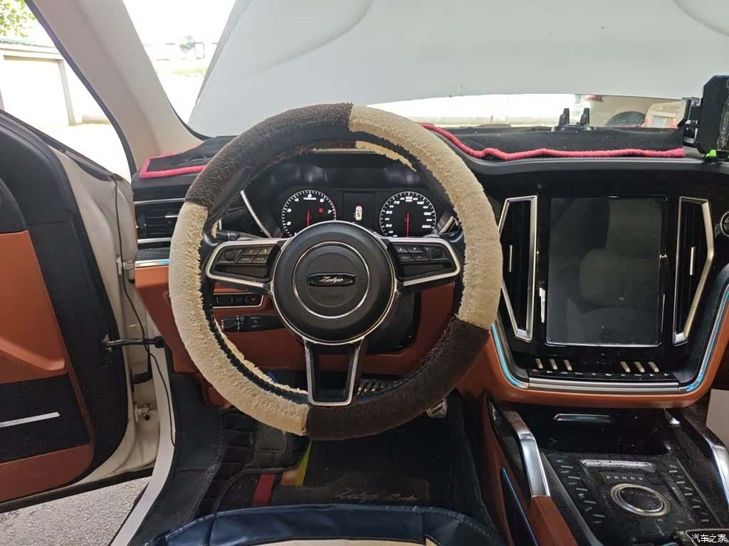 Zotye T700, 2018 3