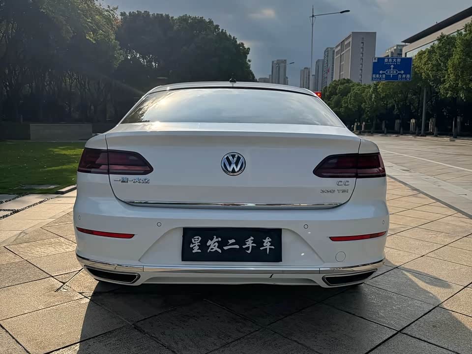 Volkswagen CC