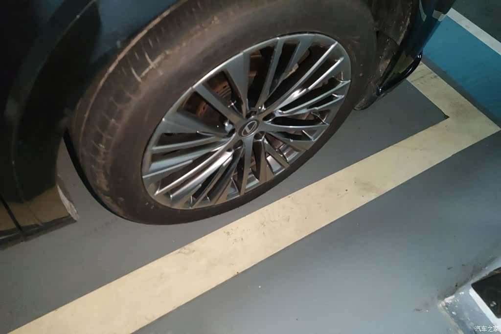 Lexus RX, 2026 6