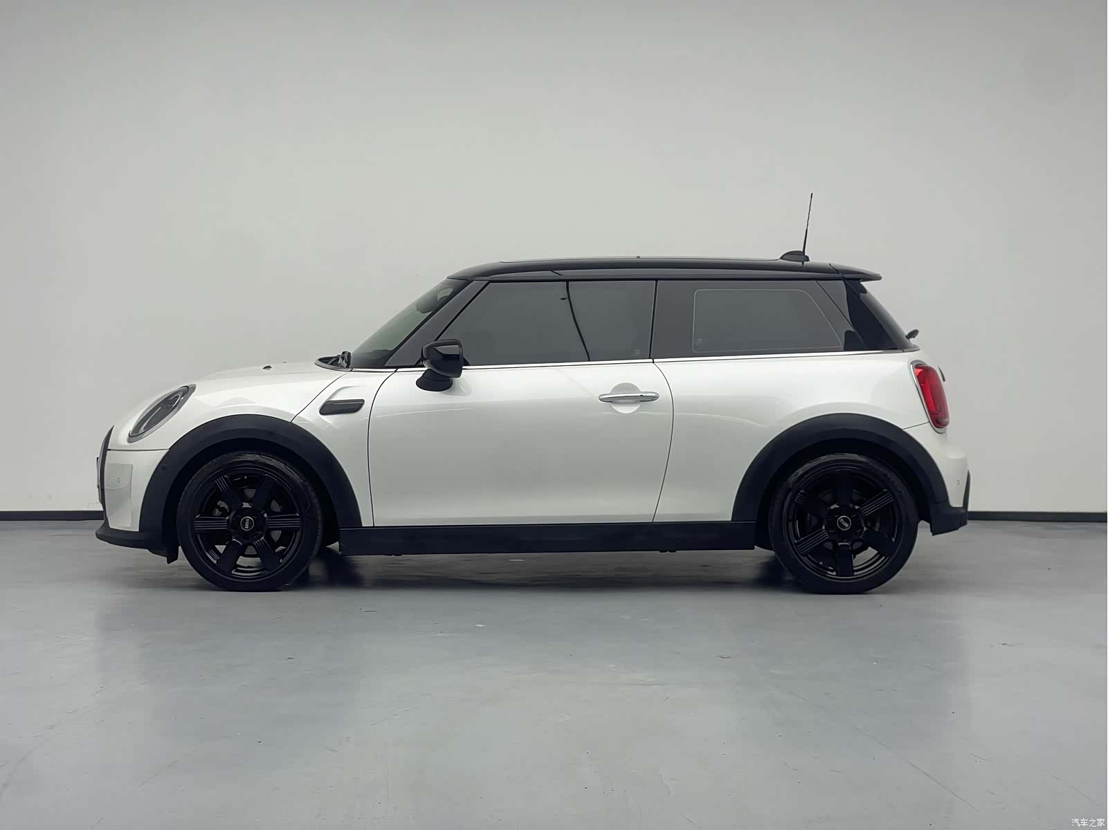 Mini Cooper, 2024 9