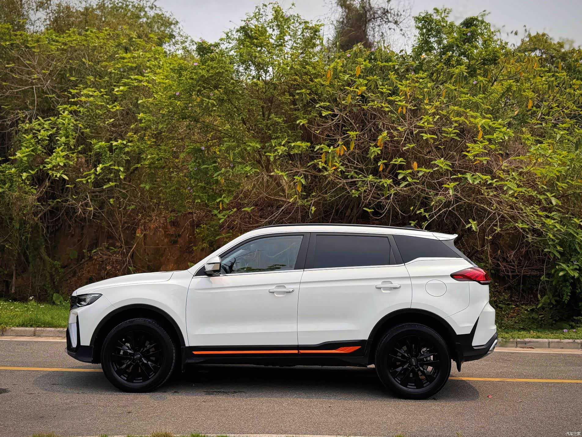 Geely Boyue, 2022 6