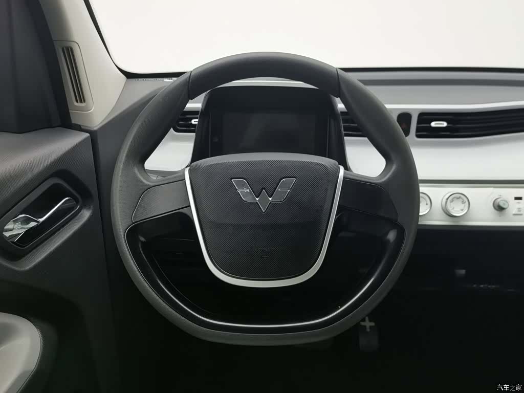 Wuling MINIEV, 2023 11