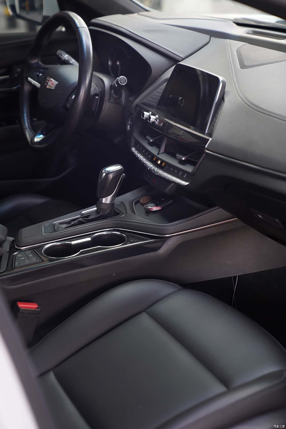 Cadillac CT4, 2020 11