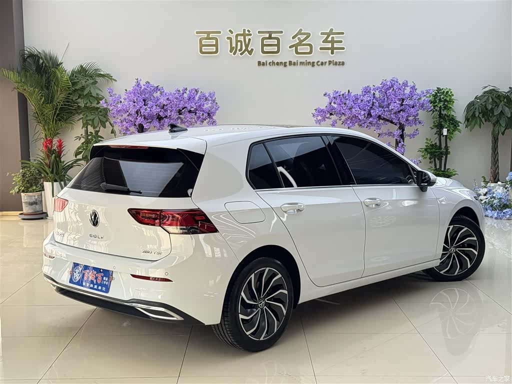 Volkswagen Golf, 2023 6