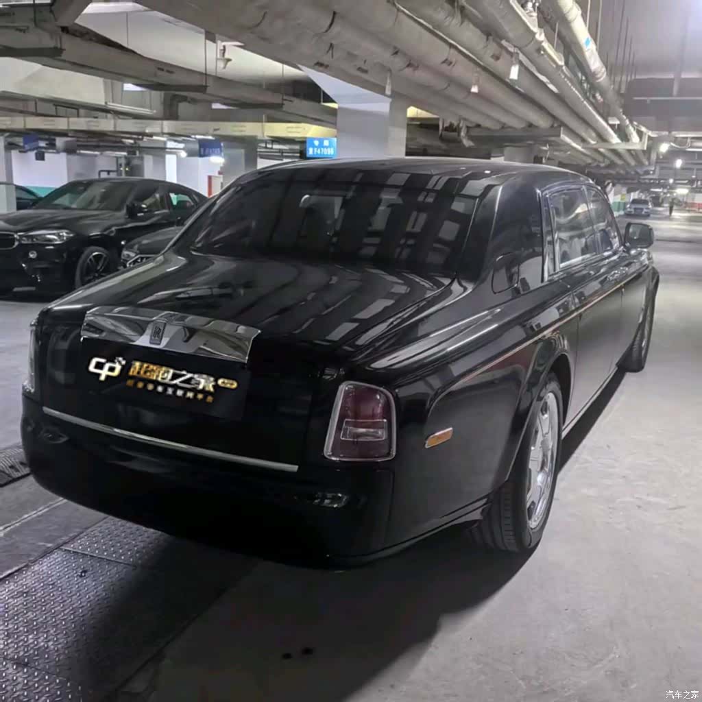 Rolls-Royce Phantom, 2012 все фото