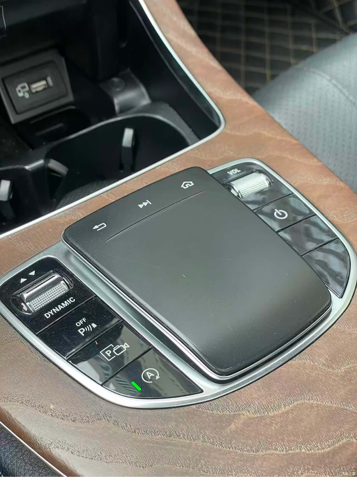 Mercedes-Benz E-Class, 2018 6