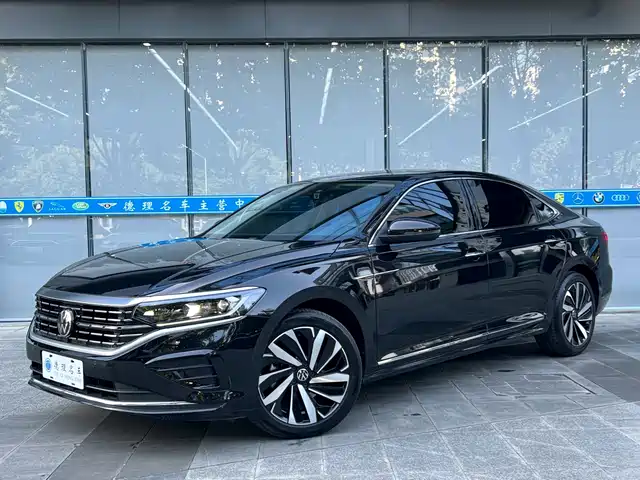 Volkswagen Passat 2024 — купить из Китая под заказ