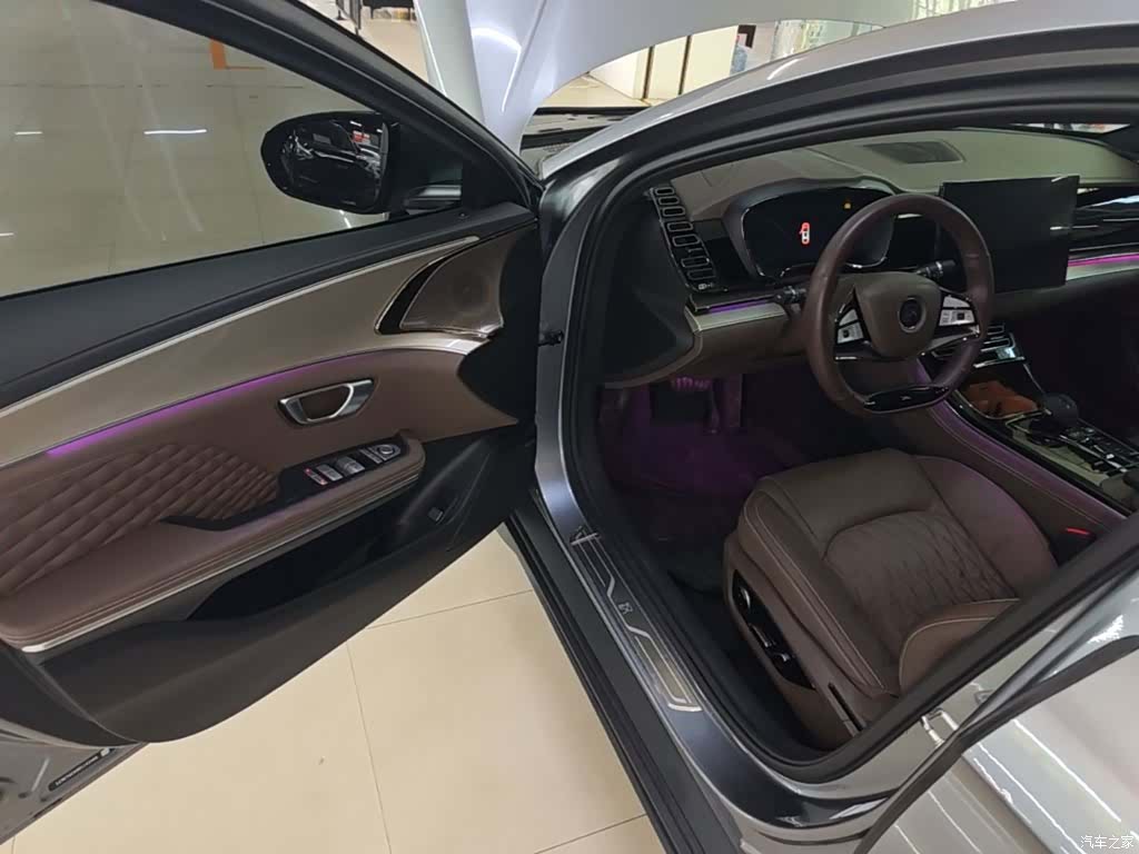 BYD Han, 2023 16