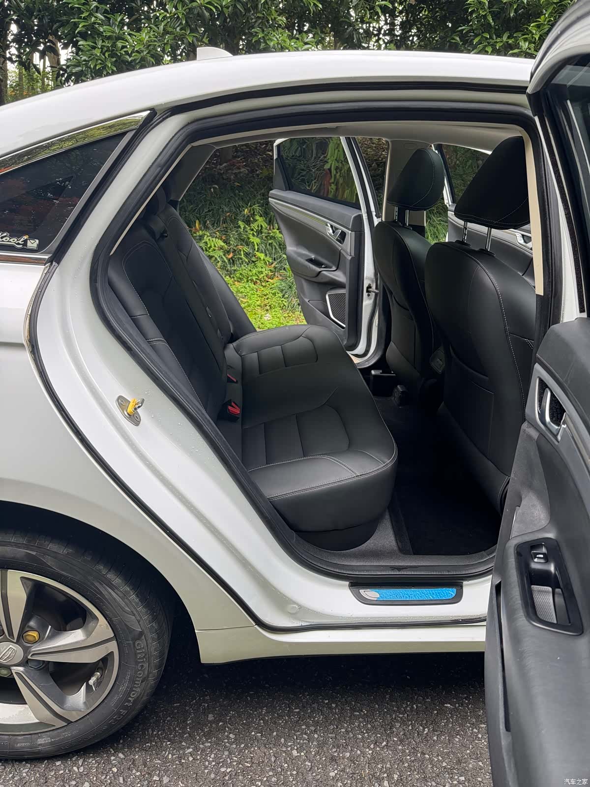 Geely Emgrand, 2018 14