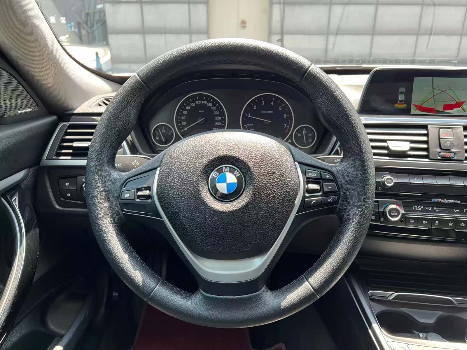 BMW 3 Series, 2019 16