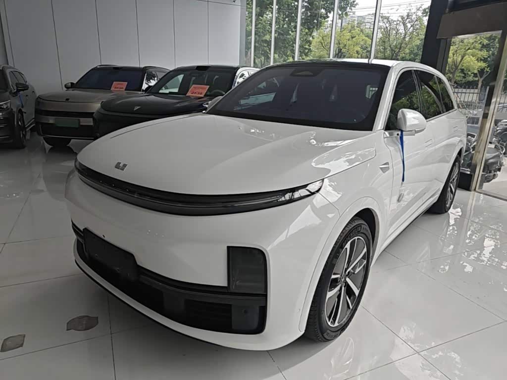 Li Auto L7
