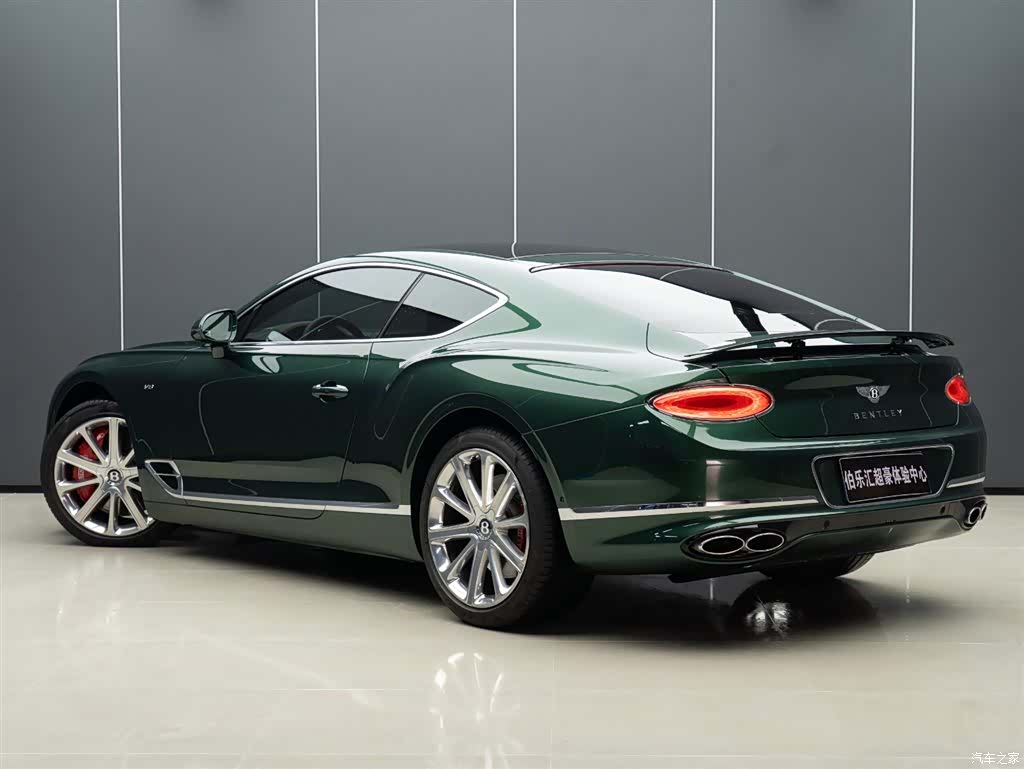 Bentley Continental GT, 2024 все фото