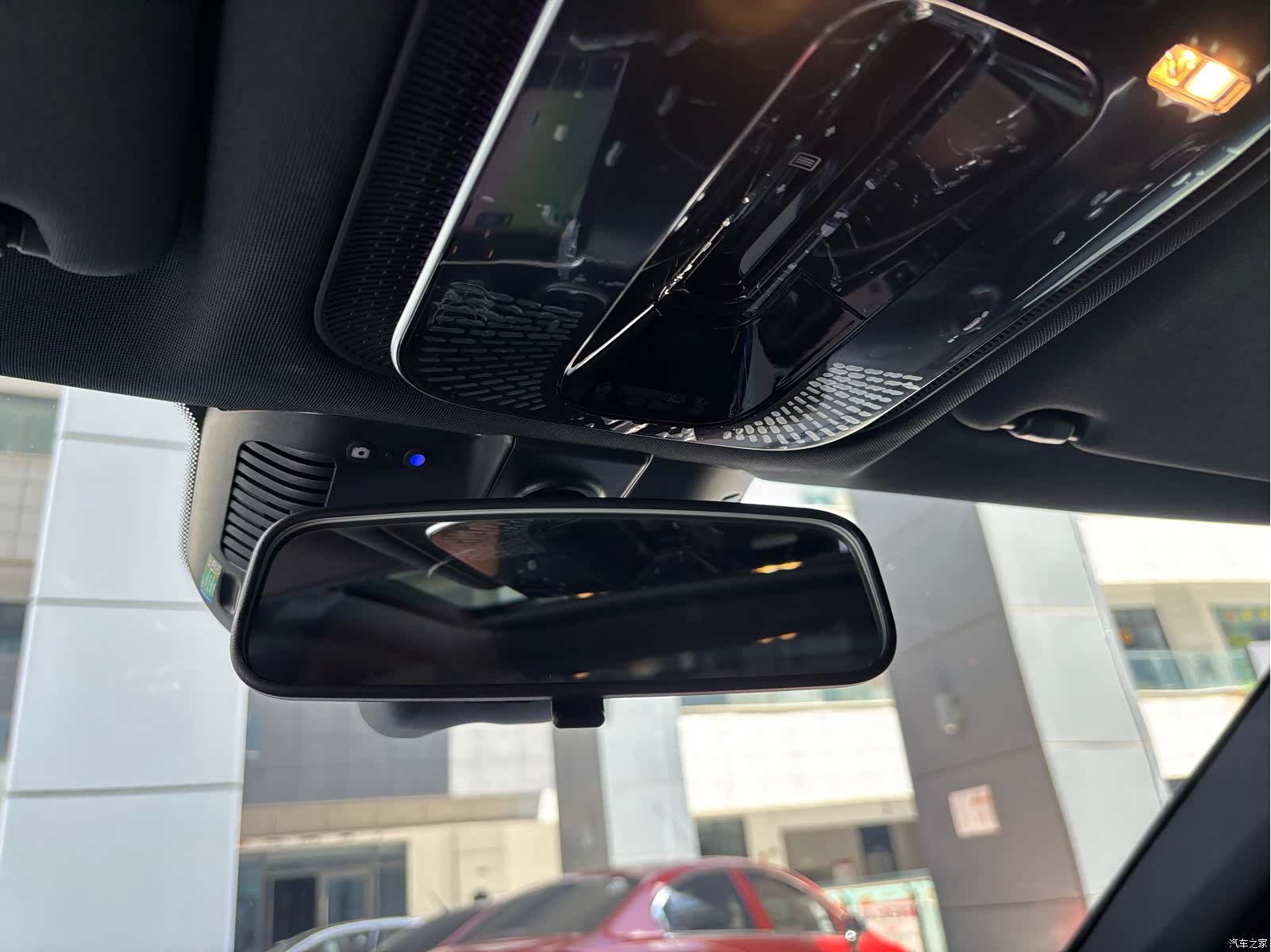 Mercedes-Benz C-Class, 2024 26